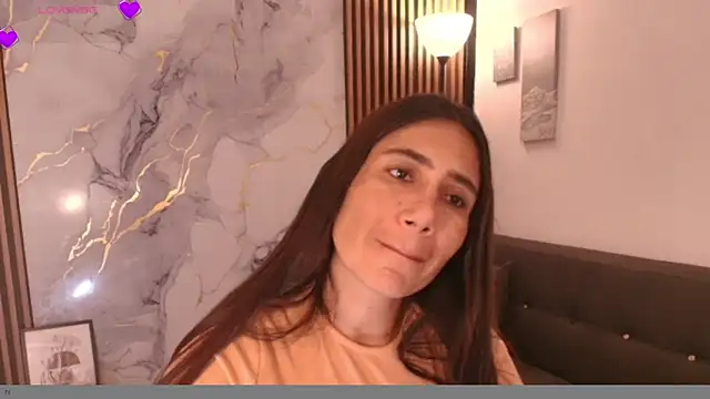 Snapshot of LucyBecker chatting on April 18, 2026, 8:20 pm LucyBecker online show from April 18, 2026, 8:20 pm
