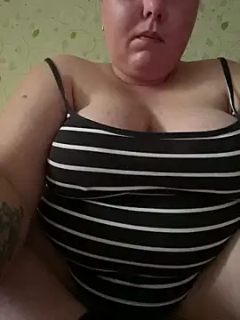 Lora Loreen Mommy online show from March 18, 2026, 12:41 pm