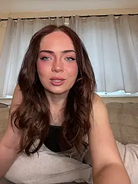 ohitsclarafox online show from March 29, 2026, 2:52 pm