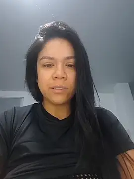 Snapshot of Aila_Phone chatting on May 21, 2026, 8:44 am Aila Phone online show from May 21, 2026, 8:44 am