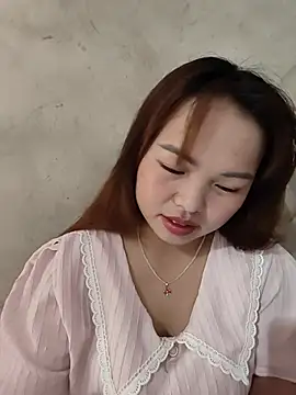 Mina xYx online show from June 20, 2026, 2:49 am