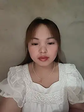 Mina xYx online show from June 23, 2026, 3:43 pm