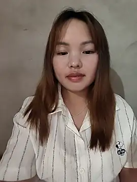 Mina xYx online show from July 8, 2026, 3:56 pm