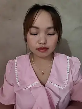 Mina xYx online show from July 2, 2026, 3:29 pm