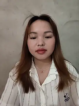 Mina xYx online show from June 23, 2026, 3:37 am