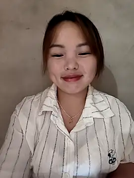 Mina xYx online show from July 25, 2026, 4:35 pm