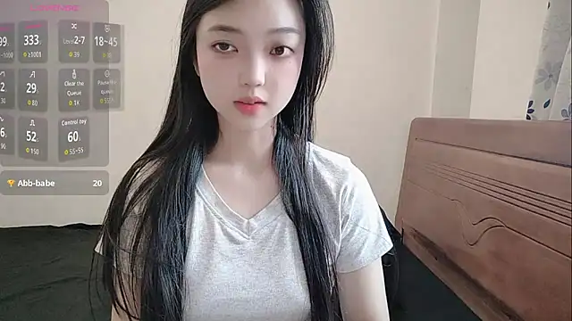 Snapshot of oblakitty_ chatting on May 8, 2026, 12:47 am oblakitty online show from May 8, 2026, 12:47 am