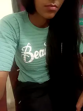 aushi rajput online show from April 19, 2026, 3:57 pm