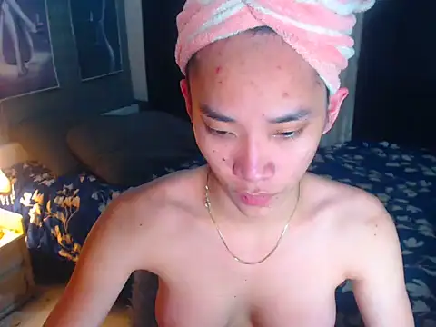 LadyLunacy online show from July 21, 2026, 5:53 am
