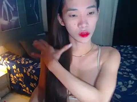 LadyLunacy online show from June 19, 2026, 8:42 am