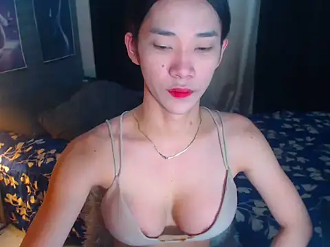 LadyLunacy online show from July 7, 2026, 7:23 am