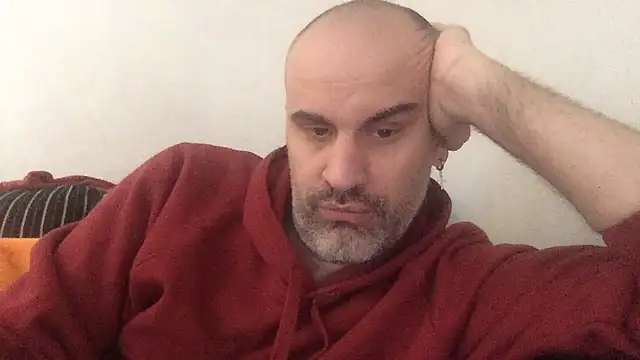 calvito exotico online show from May 9, 2026, 1:14 pm