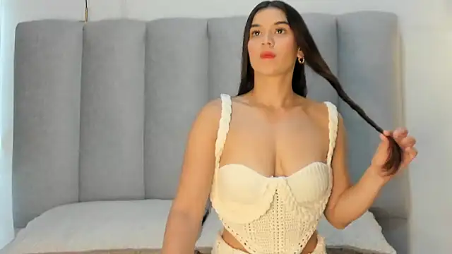 Valentina lux1 online show from June 16, 2026, 8:53 pm