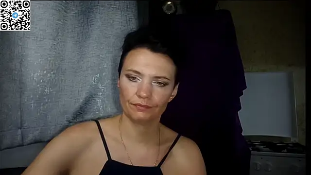 HotMamaQueen234 online show from July 2, 2026, 10:38 pm