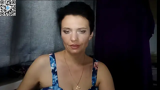 HotMamaQueen234 online show from June 22, 2026, 7:44 pm