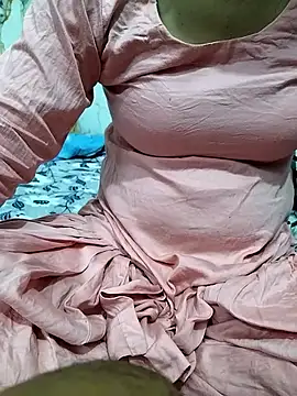 Sexy Seductive couple online show from May 15, 2026, 10:13 am