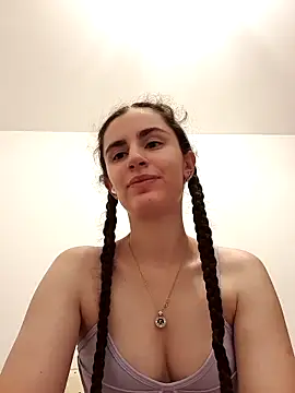 starlight mo online show from June 9, 2026, 3:02 pm