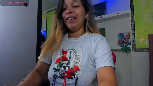 Snapshot of Melisa_14 chatting on May 29, 2026, 11:49 am Melisa 14 online show from May 29, 2026, 11:49 am