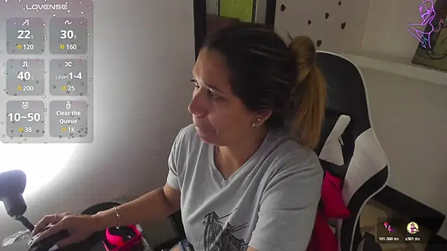 Snapshot of Melisa_14 chatting on May 20, 2026, 12:24 pm Melisa 14 online show from May 20, 2026, 12:24 pm