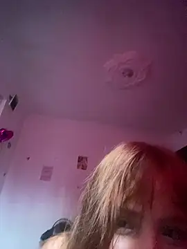 Snapshot of little_doll18_ chatting on July 19, 2026, 10:28 pm little doll18 online show from July 19, 2026, 10:28 pm
