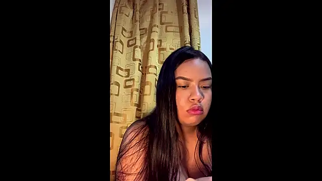 DanikaDeichman online show from March 18, 2026, 1:24 pm