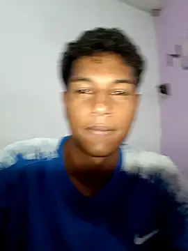 soytupapi122 online show from May 3, 2026, 9:29 pm