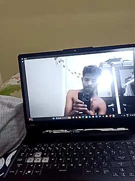 Dhanveer21singh online show from May 6, 2026, 8:13 pm