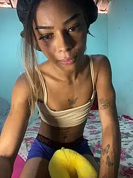 Snapshot of viczinaofc chatting on March 18, 2026, 5:47 pm viczinaofc online show from March 18, 2026, 5:47 pm