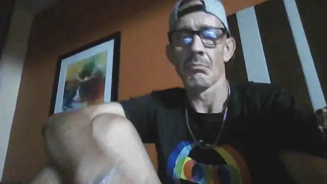 Snapshot of woddy87 chatting on June 11, 2026, 3:47 am woddy87 online show from June 11, 2026, 3:47 am