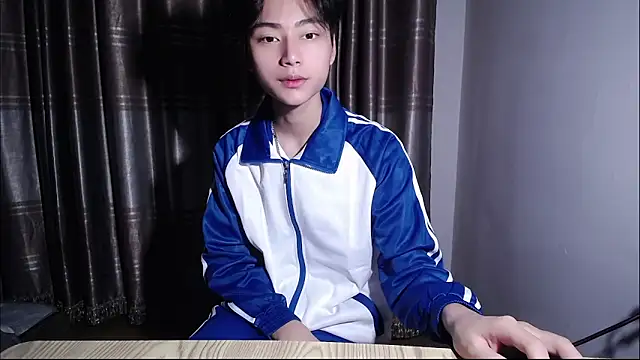 Snapshot of XX-XIUXIU chatting on June 21, 2026, 4:13 pm XX-XIUXIU online show from June 21, 2026, 4:13 pm