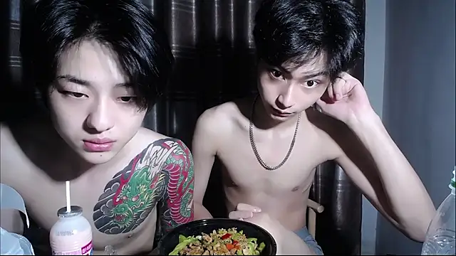 Snapshot of XX-XIUXIU chatting on June 19, 2026, 5:19 pm XX-XIUXIU online show from June 19, 2026, 5:19 pm