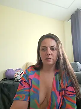 Arya Malone online show from July 6, 2026, 6:42 am