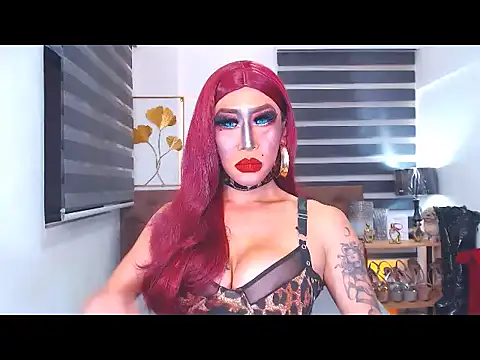 Snapshot of DominateMistressTania chatting on June 7, 2026, 1:38 pm DominateMistressTania online show from June 7, 2026, 1:38 pm
