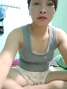 Phuongmyy online show from June 8, 2026, 2:06 pm
