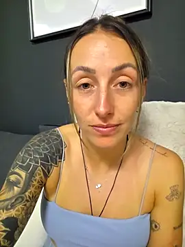 NicoleKaiser online show from April 26, 2026, 6:05 pm