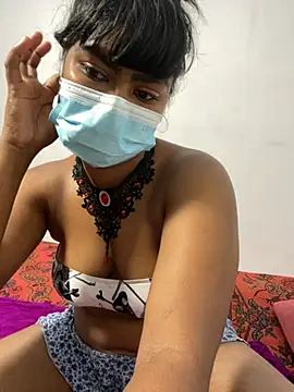 Snapshot of honeyi_babe chatting on July 17, 2026, 5:54 pm honeyi babe online show from July 17, 2026, 5:54 pm