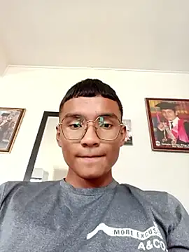 Snapshot of xxangel_x03 chatting on March 17, 2026, 9:29 pm xxangel x03 online show from March 17, 2026, 9:29 pm