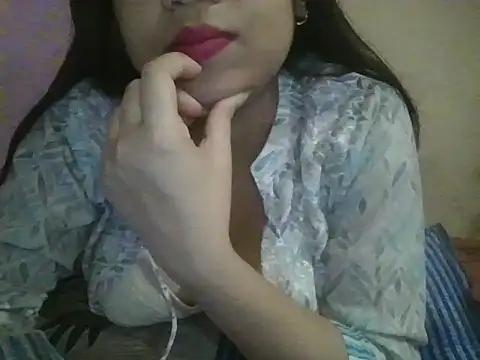 Snapshot of Qween_Seelu chatting on July 26, 2026, 2:18 am Qween Seelu online show from July 26, 2026, 2:18 am