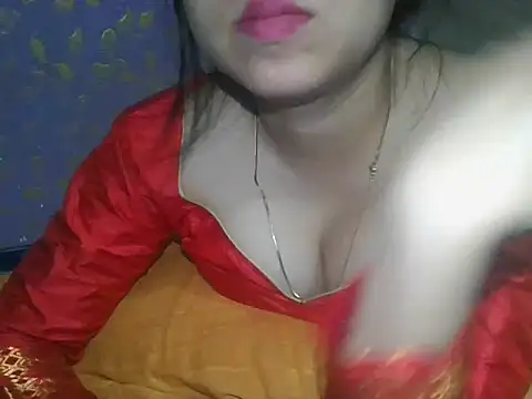 Snapshot of Qween_Seelu chatting on June 24, 2026, 1:04 am Qween Seelu online show from June 24, 2026, 1:04 am