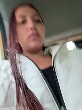 Snapshot of Queen_Scatlett chatting on March 18, 2026, 5:58 pm Queen Scatlett online show from March 18, 2026, 5:58 pm