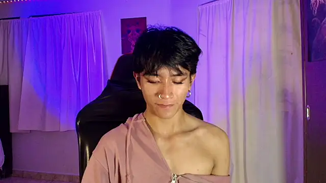 cococumps online show from June 20, 2026, 1:32 am