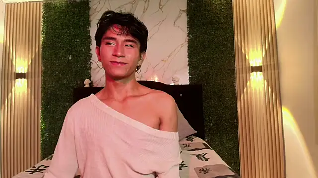 cococumps online show from June 26, 2026, 1:17 pm