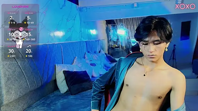 cococumps online show from April 28, 2026, 11:31 pm