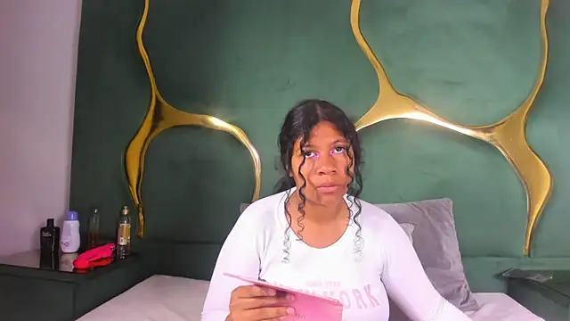 taty sexxx online show from April 27, 2026, 2:48 pm