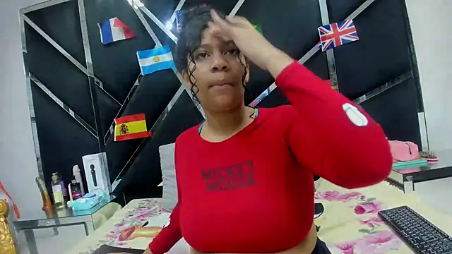 Snapshot of taty_sexxx chatting on July 13, 2026, 1:21 pm taty sexxx online show from July 13, 2026, 1:21 pm