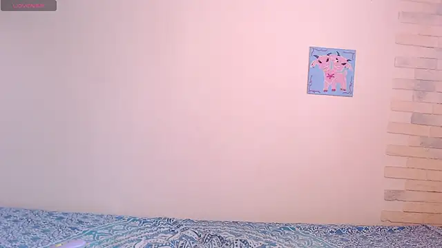 Rin Wolfy online show from June 25, 2026, 10:42 am