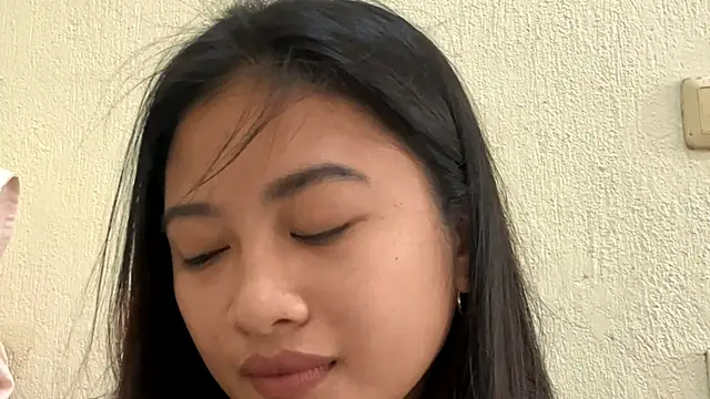 VerlieCerise online show from March 22, 2026, 2:59 am