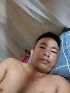 Snapshot of boy-pho- chatting on July 27, 2026, 4:36 pm boy-pho- online show from July 27, 2026, 4:36 pm