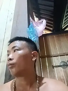 Snapshot of boy-pho- chatting on July 17, 2026, 8:44 am boy-pho- online show from July 17, 2026, 8:44 am