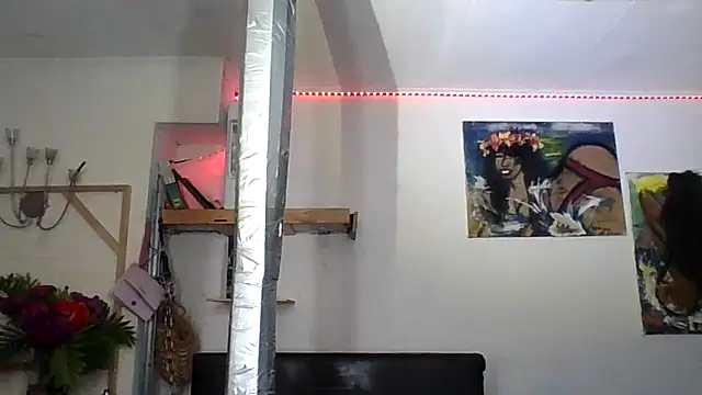 Anna-Cash online show from May 11, 2026, 11:46 pm